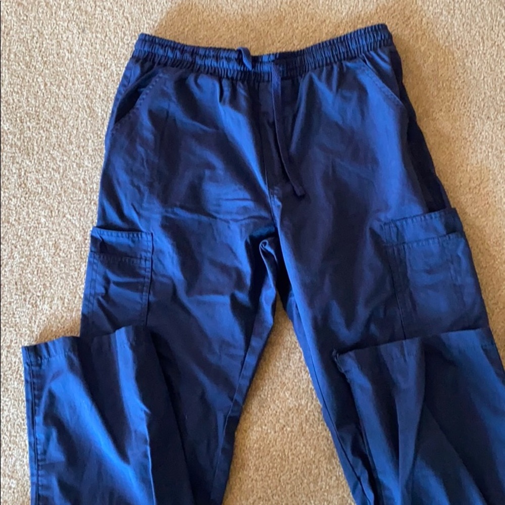 Red panda scrub pants size small